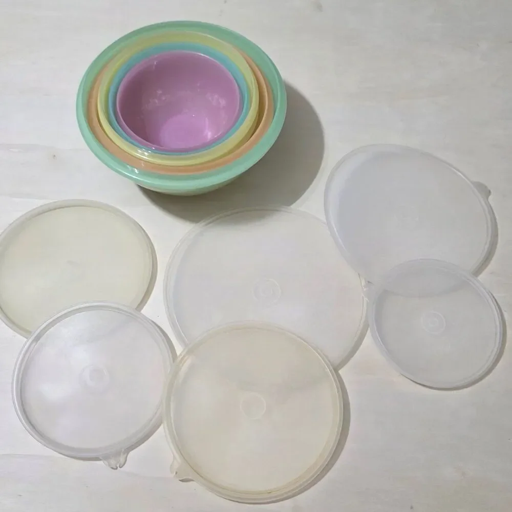 Vintage Tupperware Wonderlier Nesting Bowls Set 6 Pastel Colors w/ Lids